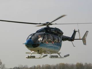 Областные экологи работают на вертолете